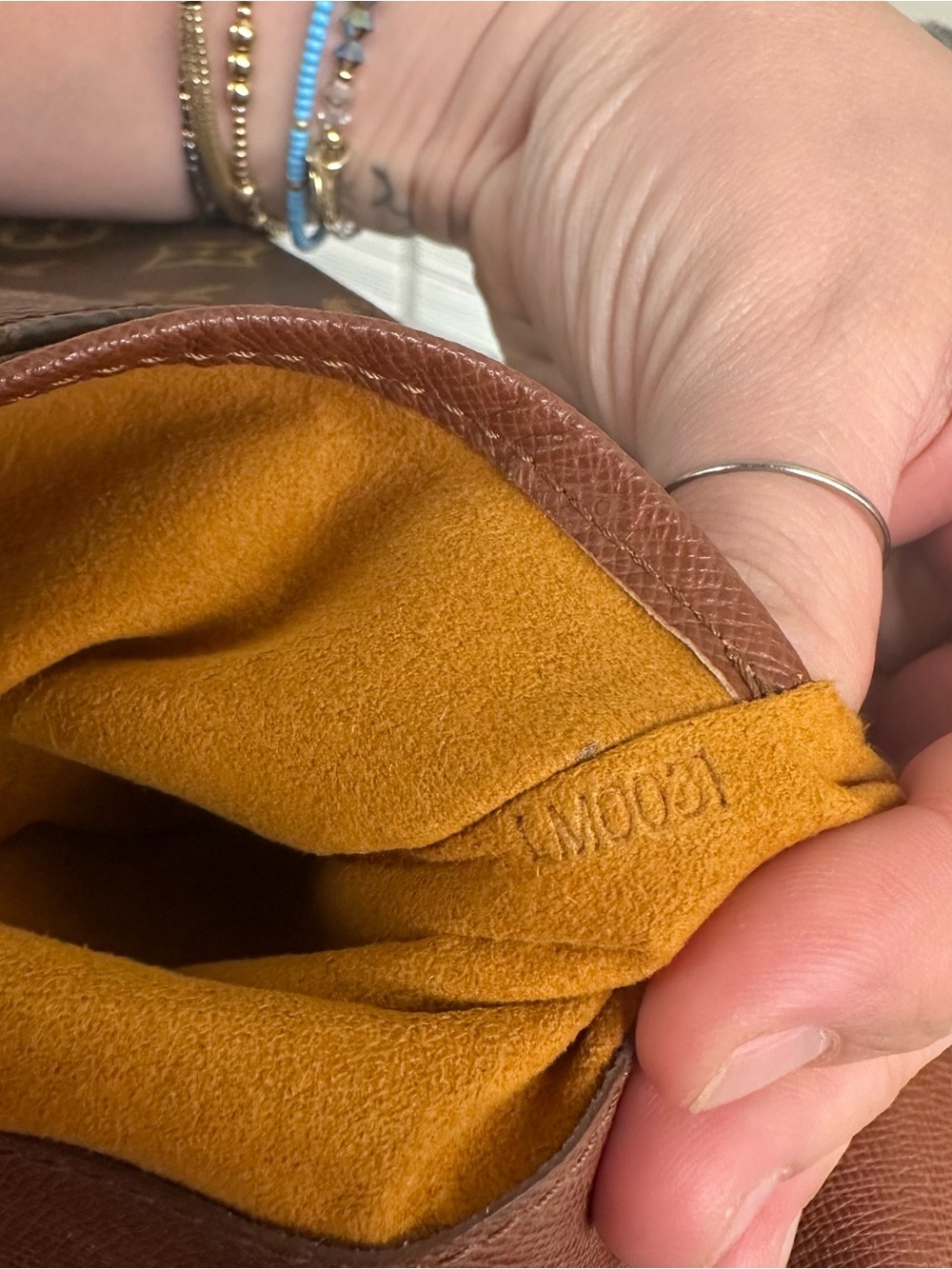 Louis Vuitton Monogram Musette Salsa - Picture 6 of 7